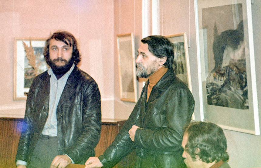 Artist Alexander Ivanovich Sheltunov and artist Alexander Sergeevich Shipitcyn. Alexander Sheltunov's solo exhibition at the House of Actor. Irkutsk. January, 1984 